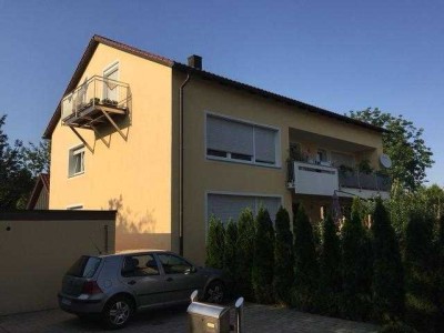 Modernisierte 3-Zimmer-Wohnung mit Balkon in Mintraching