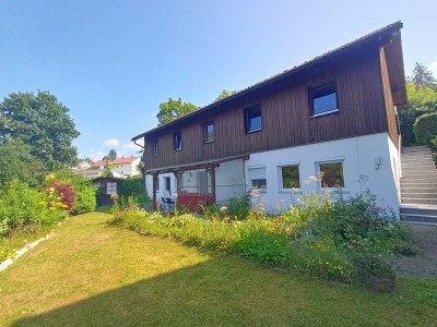 * ZWEI NEBENLIEGENDE APPARTMENTS MIT FREISITZ UND VORGARTEN *