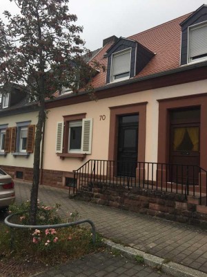 Schönes und gemütliches Einfamilienhaus in 67655 Kaiserslautern zu vermieten