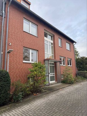 Schicke 2-Zimmer-Eigentumswohnung in unmittelbarer Nähe der Fußgängerzone mit 2 Garagen!