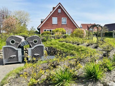 Mehrfamilienhaus mit zwei Ferienwohnungen und einer Dauerwohnung!