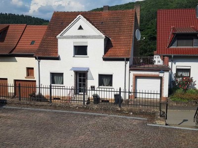 Geräumiges 6-Zimmer Haus in Reipoltskirchen