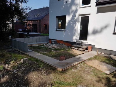 Erstbezug nach Sanierung mit Balkon: Freundliche 3-Zimmer-EG-Wohnung in Ahaus