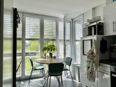 Großzügige 2-Zimmerwohnung mit Einbauküche