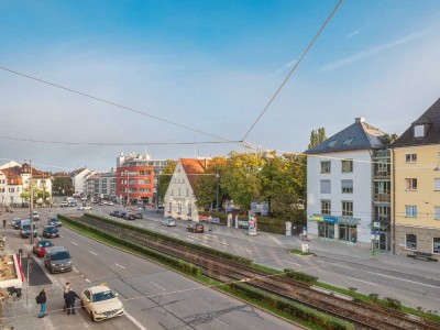 MAIER - Kapitalanlage: 1- Zi- Wohnung mit Loggia, EBK, Auzug, Keller und Speicher