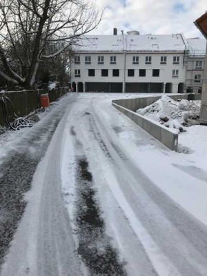 Erstbezug mit Balkon und EBK: Stilvolle 3-Zimmer-Wohnung mit geh. Innenausstattung in Oberasbach