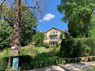 Traumhafte gelegene  Dachgeschosswohnung mitten in den Weinbergen von Radebeul!