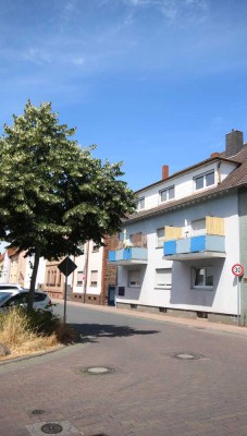 Dietzenbach - Gute Kapitalanlage: 5-Fam.-Haus nahe S-Bahn-Station