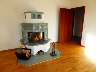 Großzügige Erdgeschoss - Souterrainwohnung mit Garten in Ehekirchen