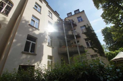 Möblierte und grosszügige 4 Zimmerwohnung im Musikerviertel zu vermieten