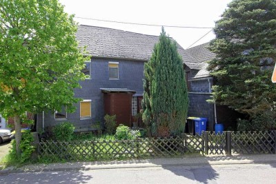 Bauernhaus mit Ausbaureserve im mittleren Hunsrück!