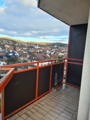 Geschmackvolle 3,5-Raum-Wohnung mit Balkon und Einbauküche in Plüderhausen