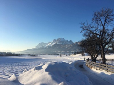 St. Johann: MIETE - große 109 m² schöne teilmöblierte 4 Zimmerwohnung " mit "Kaiserblick"