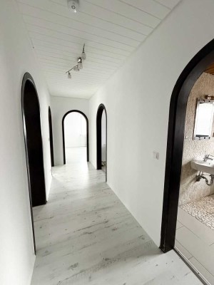 Schöne 3-Zimmer Wohnung mit Balkon in Bergisch Gladbach Refrath