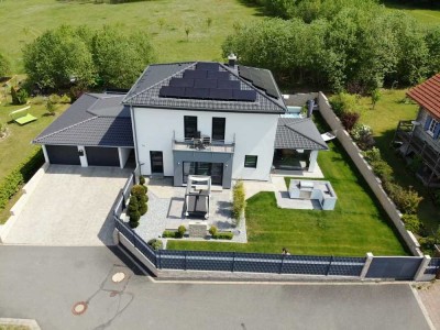Exklusives Einfamilienhaus mit luxuriöser Ausstattung, Wintergarten, Swim Spa, PV-Anlage & EBK