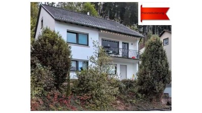 Zweifamilienhaus in Waldfischbach-Burgalben zu verkaufen.