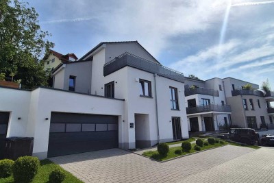 Idstein Oberrod, nachhaltiges Einfamilienhaus in Blicklage am Feldrand nach Kfw40!!