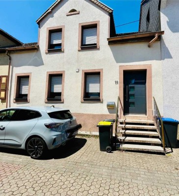 Kleines Haus statt Mietwohnung – mit eigenem Garten!