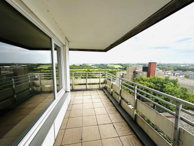 Lichtdurchflutete 3,5 Balkonwohnung + TG +ggf. offene Küche in guter Lage mit tollem Blick ins Grüne