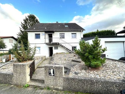 GRÜN, GROßZÜGIG, GEMÜTLICH � Einfamilienhaus mit Einliegerwohnung und großem Garten in Appenheim!