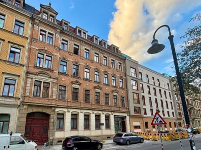 Kleine Dachgeschosswohnung in Elbnähe in Dresden Pieschen