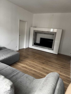 Helle 2-Zimmer-Wohnung mit offener Küche – Nachmieter gesucht!