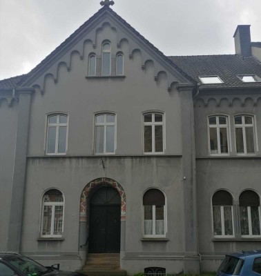 Frisch sanierte Dachgeschosswohnung im schönen Paulusviertel zu vermieten