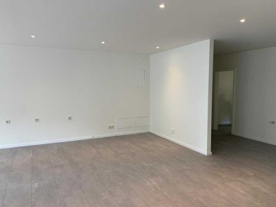 Erstbezug nach Sanierung mit Balkon: Geschmackvolle 1,5-Raum-Loft-Wohnung mit lux. Innenausstattung