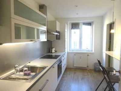 Geschmackvolle 2-Zimmer-Wohnung mit Balkon und EBK in Singen (Hohentwiel)