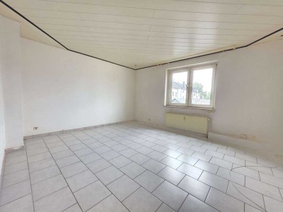 helle Wohnung 2 Zimmer ab sofort