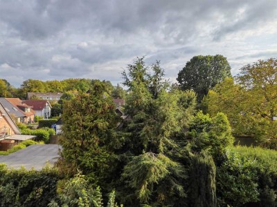 Exklusives Wohnen in Duisburg-Buchholz: Reihenmittelhaus mit viel Potenzial