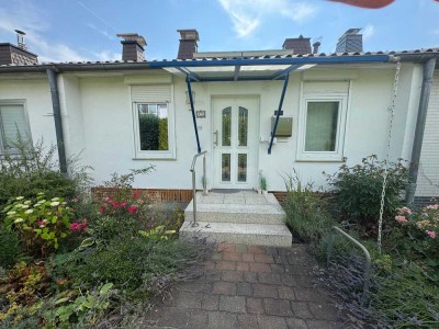 Schönes, gepflegtes Reihenhaus mit gehobener Ausstattung in der „Gartenstadt" Auefeld 359000€, 95m2