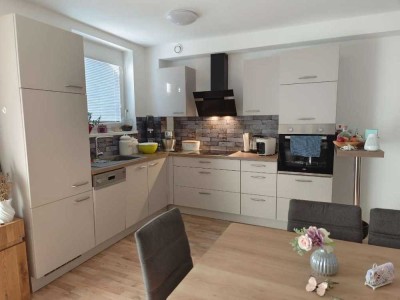 Schöne und modernisierte 2,5-Zimmer-Wohnung mit Balkon und EBK in Drolshagen