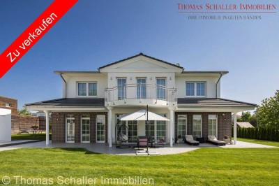 Zeitlose Eleganz trifft moderne Technik: Exklusive Stadtvilla in Bestlage von Schwabach