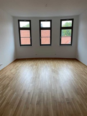 Wunderschöne 3-Raum-Wohnung im Zentrum von Arnstadt mit Fahrstuhl und Stellplatz