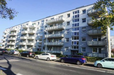 Großzügig geschnittene 4 Zimmerwohnung mit 2 Balkonen in Mannheim zu vermieten, WE 75