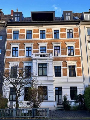 Luxuswohnung - Komplett möbliert,  saniert im Altbau-Denkmal KFW Energieeffizienzhaus