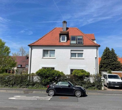 Helle und gemütliche, Dachgeschosswohnung zu vermieten (teilmöbliert auf Wunsch)