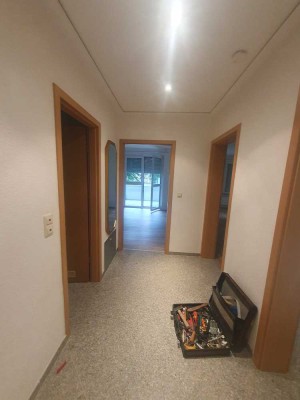 Helle Erdgeschosswohnung zu vermieten.