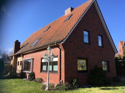 Geschmackvolle, sanierte 2-Zimmer-Dachgeschosswohnung in Emden