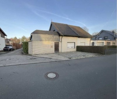 Stilvolles Wohnerlebnis: Großzügiges (2 Familien-) Haus mit Einliegerwohnung in Eilendorf