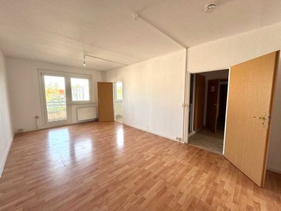 //  tolle 3 Zimmer-Wohnung mit Balkon //