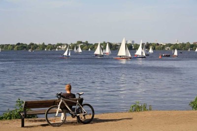 Stilvolles Loft in Toplage an der Alster mit eigener Garage