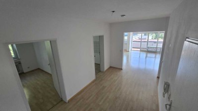 ruhige und großzügige 3 Zimmerwohnung in Toplage von Gundelfingen. Ruhig in einer Sackgasse gelegen.