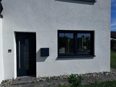 Schöne, hochwertig ausgestattete 2-Zimmer-Wohnung in ruhiger Lage von Eberdingen