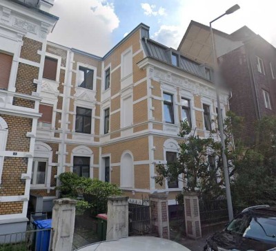 Erstbezug nach Sanierung: Charmante 2,5 Zimmer Wohnung