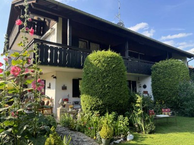 Modernes 1 Zimmer-Apartment in ruhiger sonn. Lage im gepfl. Anwesen