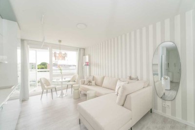 Vollmöbliertes Apartment mit Balkon Blick auf Hafen und St.Pauli