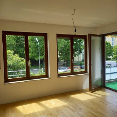 Bezaubernde  2-Zimmer-Wohnung mit Balkon und Lift in Haar direkt am  See