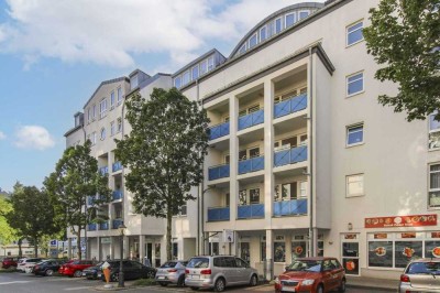 **Selbst einziehen und wohlfühlen! EBK, Balkon und TG-Stellplatz vorhanden**